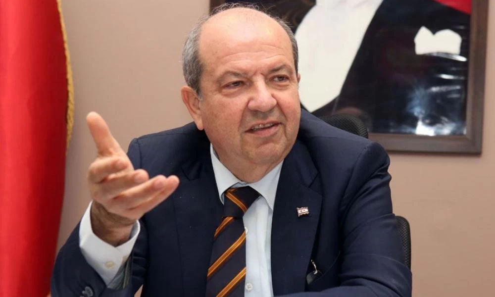 Νέο ανιστόρητο "σόου" Τατάρ: "Mαύρη προπαγάνδα Αναστασιάδη"